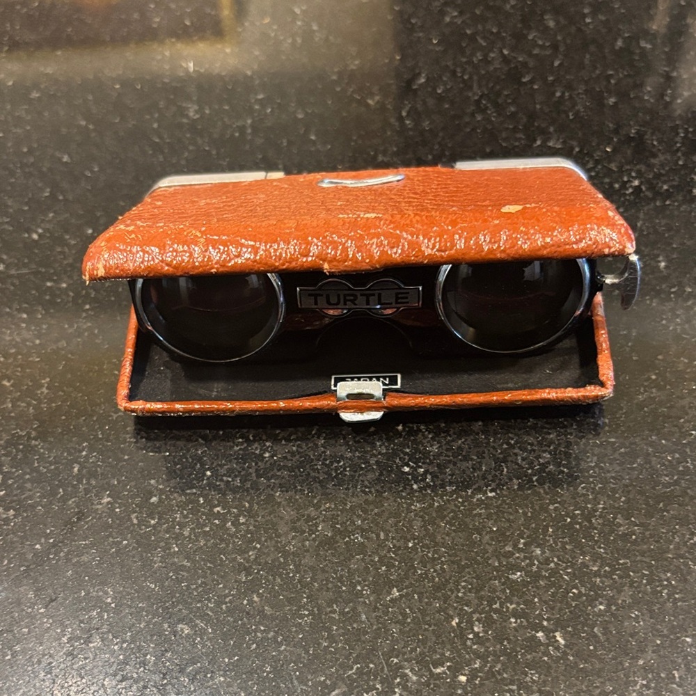 ❤️SALE❤️Antique Brown Leather Opera Glasses in case
